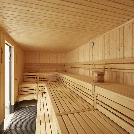 Reetland Am Meer - Luxus Reetdachvilla Mit 3 Schlafzimmern, Sauna Und Kamin F15 德兰斯克 外观 照片